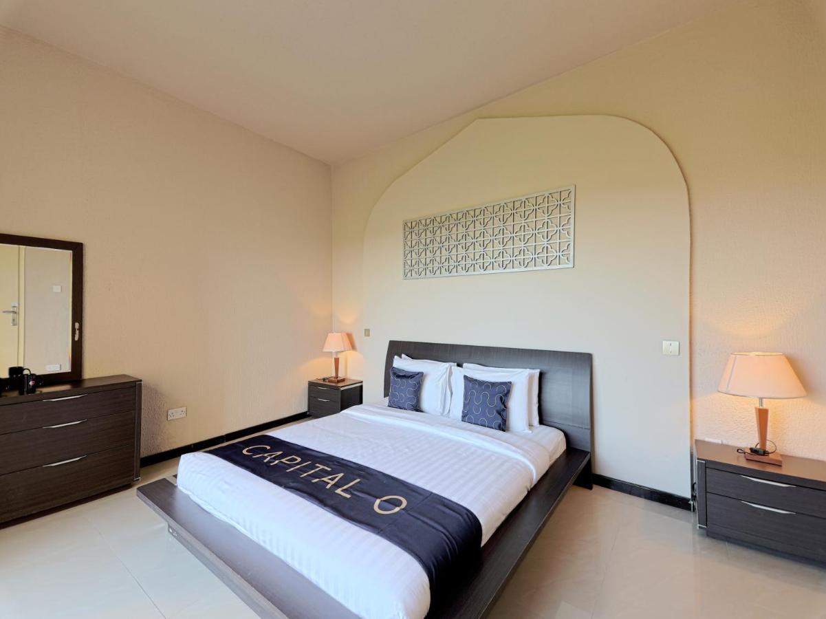 Capital O133 Al Sawadi Beach Resort & Spa バルカ エクステリア 写真