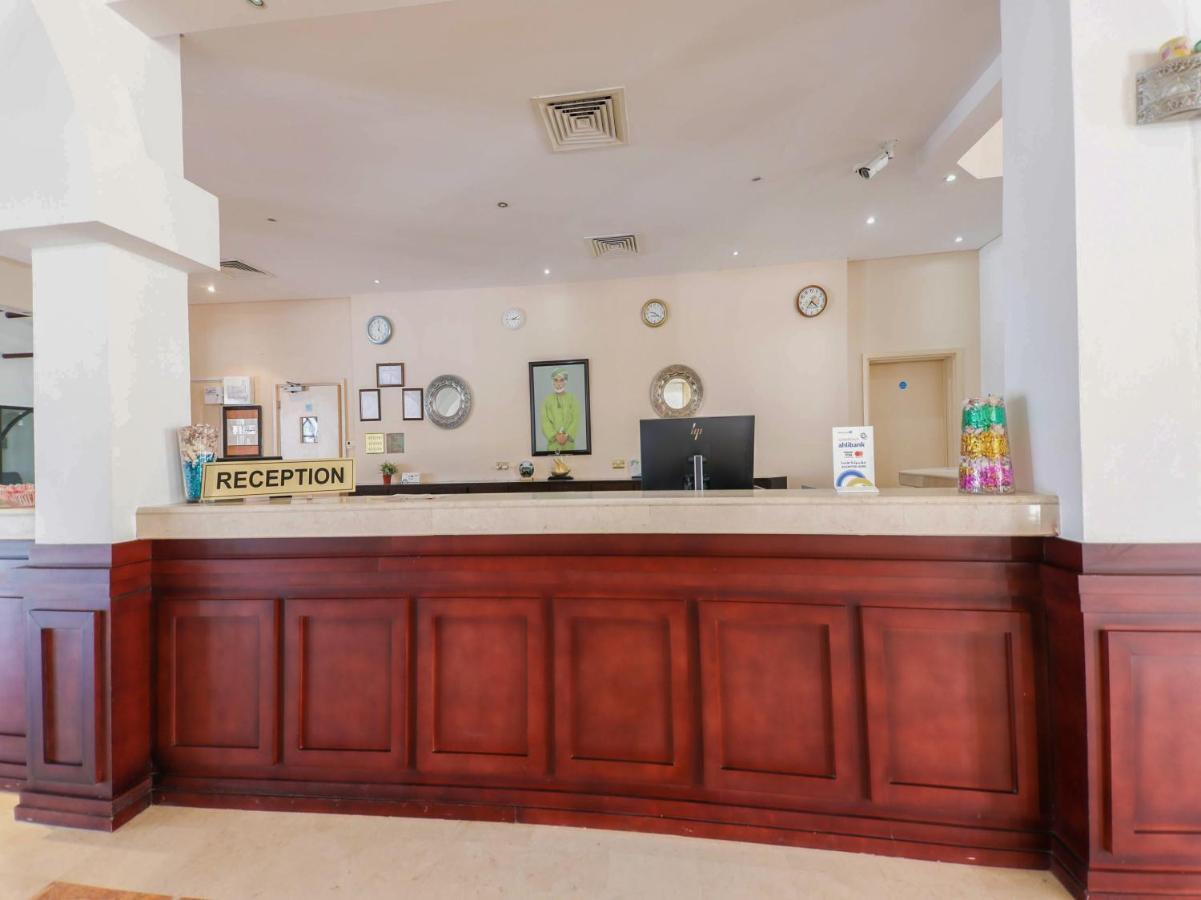 Capital O133 Al Sawadi Beach Resort & Spa バルカ エクステリア 写真