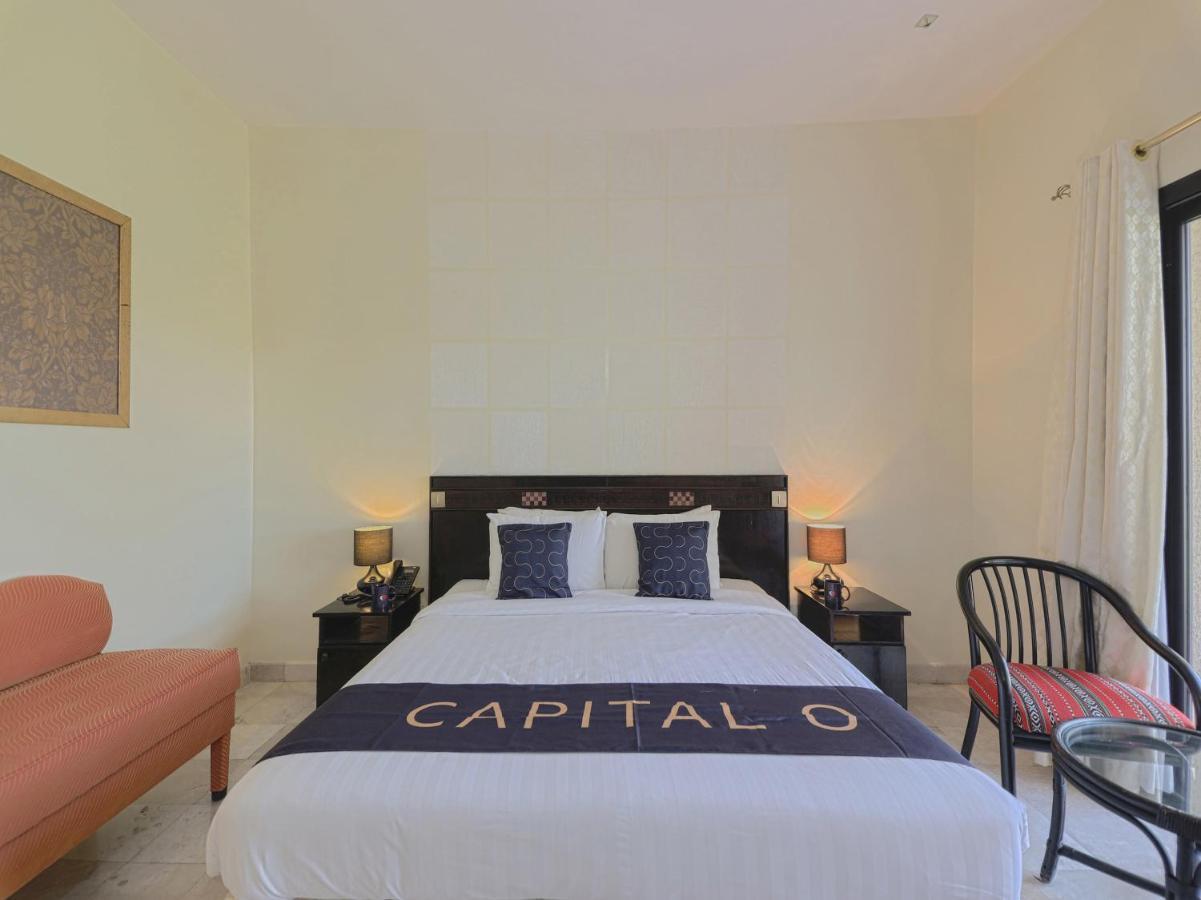 Capital O133 Al Sawadi Beach Resort & Spa バルカ エクステリア 写真