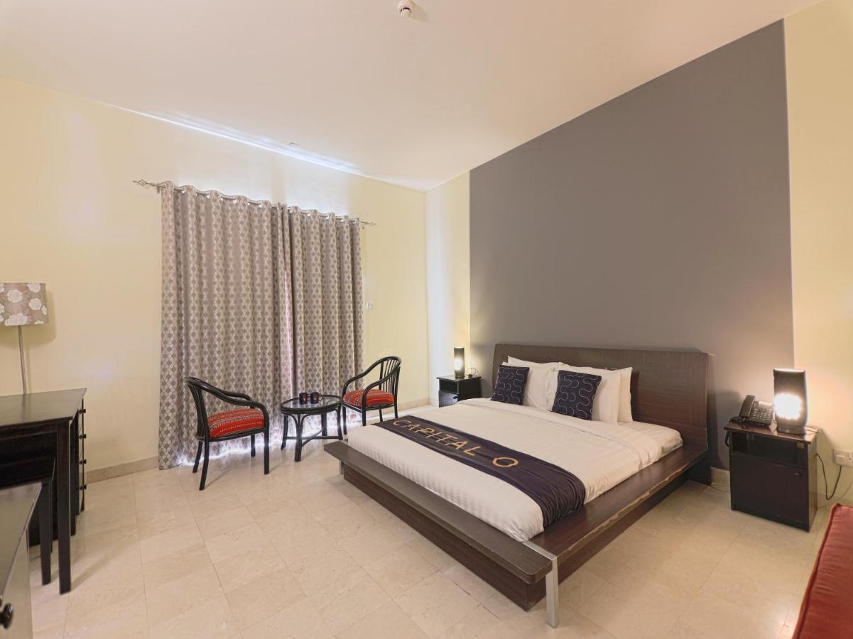 Capital O133 Al Sawadi Beach Resort & Spa バルカ エクステリア 写真